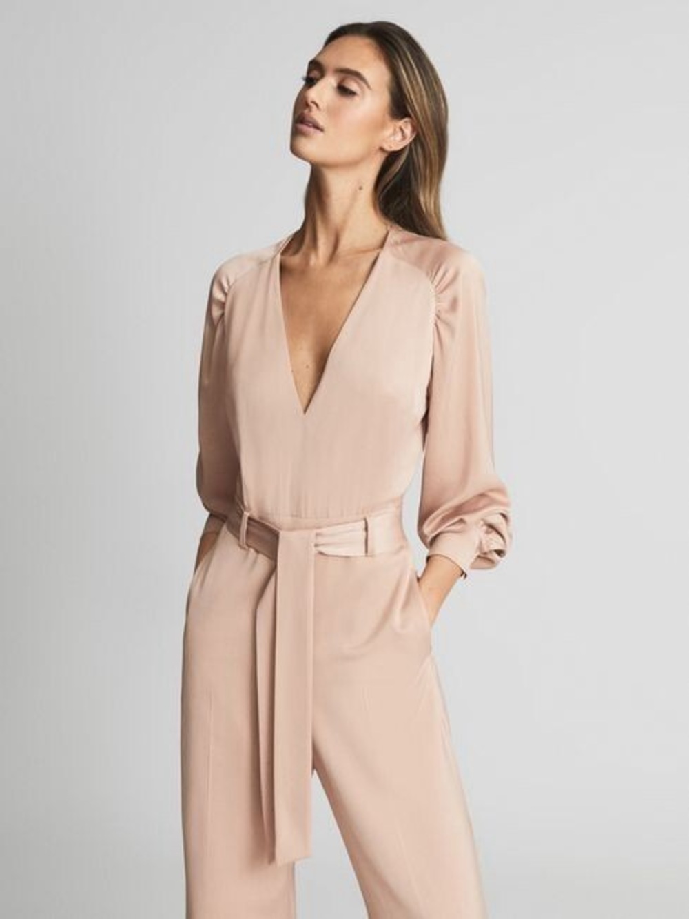 Reiss Elsa Blush Wide Leg Jumpsuit Belted V-Neck Long Sleeve Size 6 25270 - Picture 2 of 16